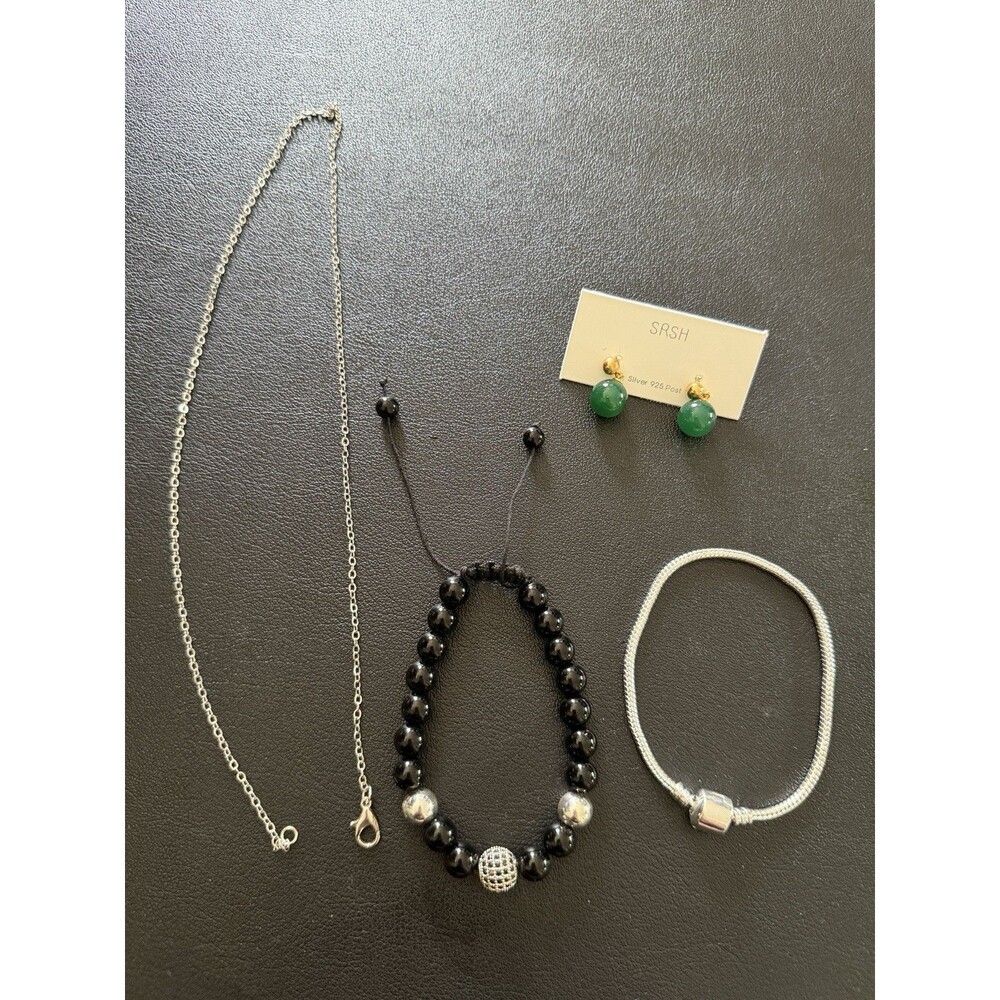 Mixed Jewelry Lot of 4, Green Beaded Earring, Resizable Bracelet Etc